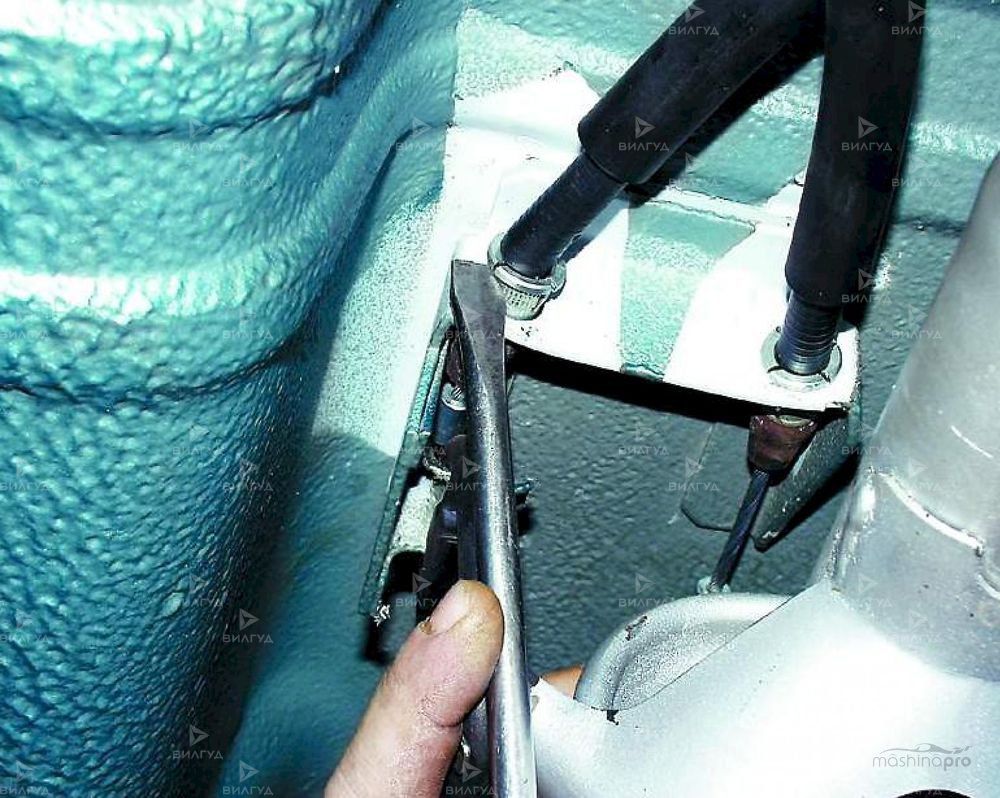 Замена троса ручного тормоза BMW X1 в Волгограде
