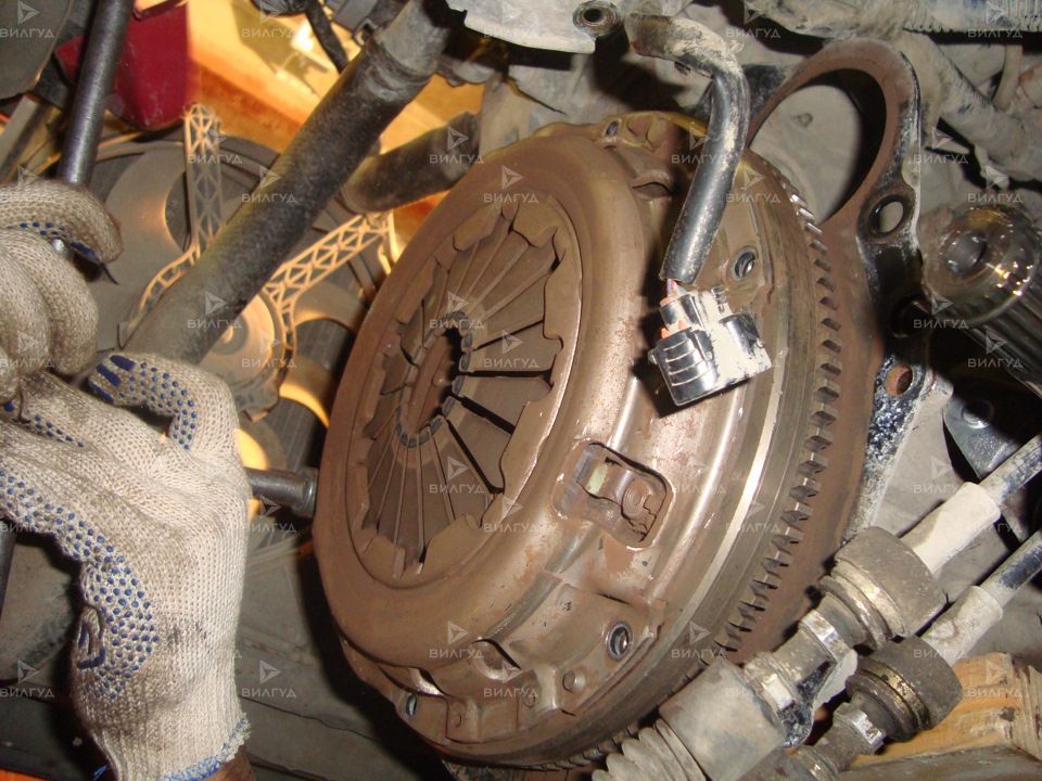 Замена сцепления Mazda 626 в Волгограде