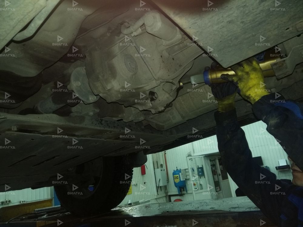 Замена масла раздаточной коробки Mazda 3 MPS в Волгограде