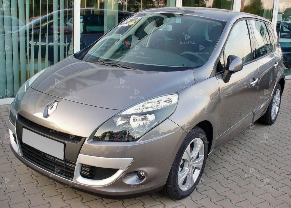 Замена маслоохладителя АКПП Renault Scenic в Волгограде