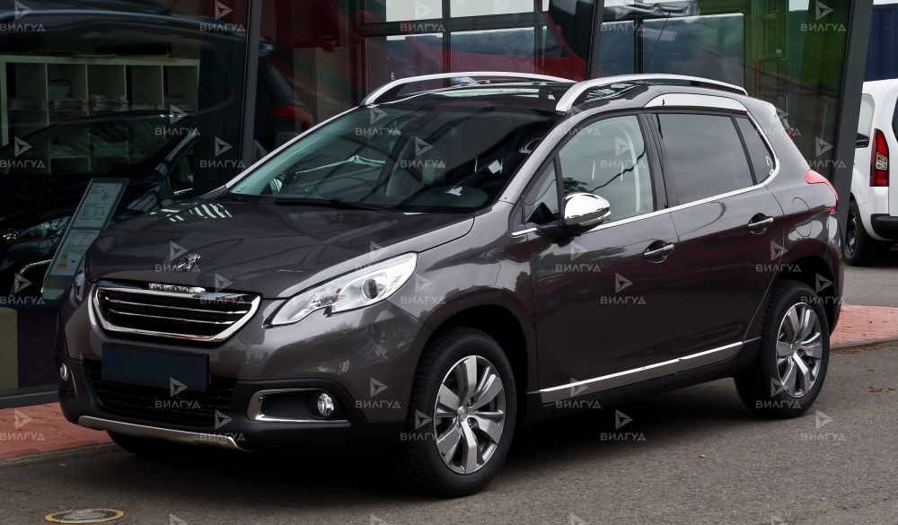 Замена ламп ближнего света Peugeot 2008 в Волгограде