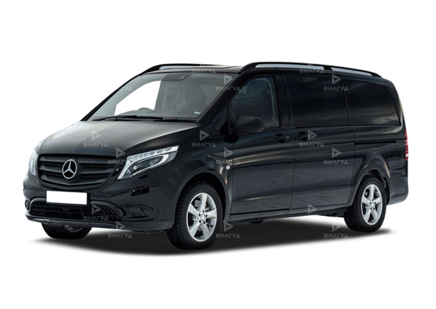 Замена лампы стоп сигнала Mercedes Vito в Волгограде