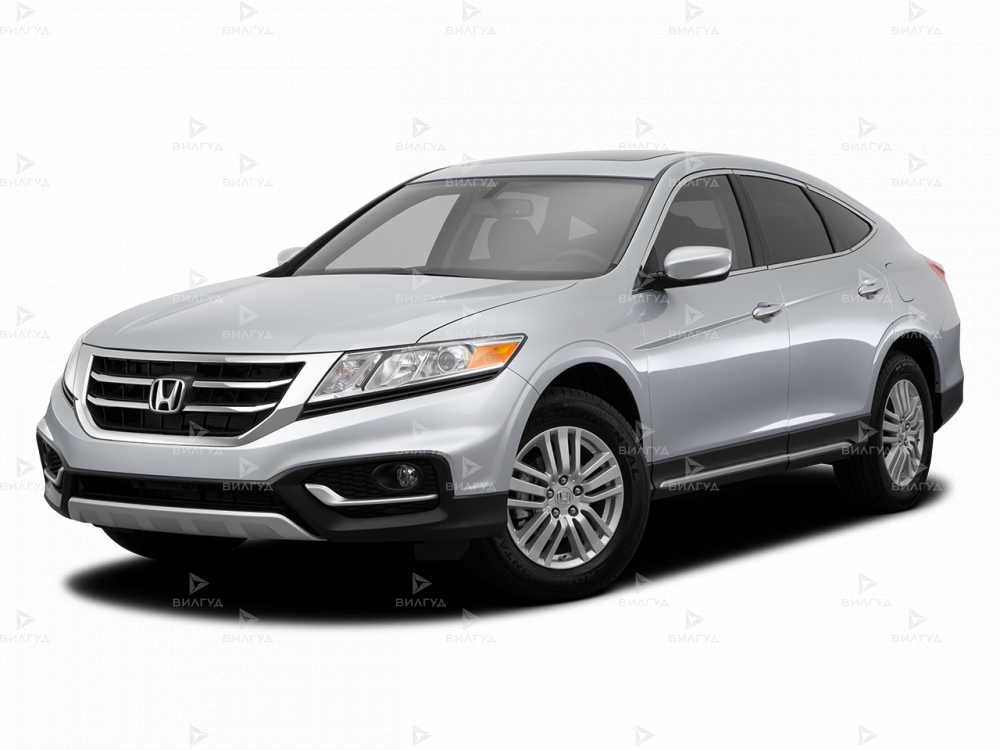 Замена противотуманок Honda Crosstour в Волгограде