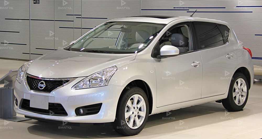 Замена расширительного бачка Nissan Tiida в Волгограде