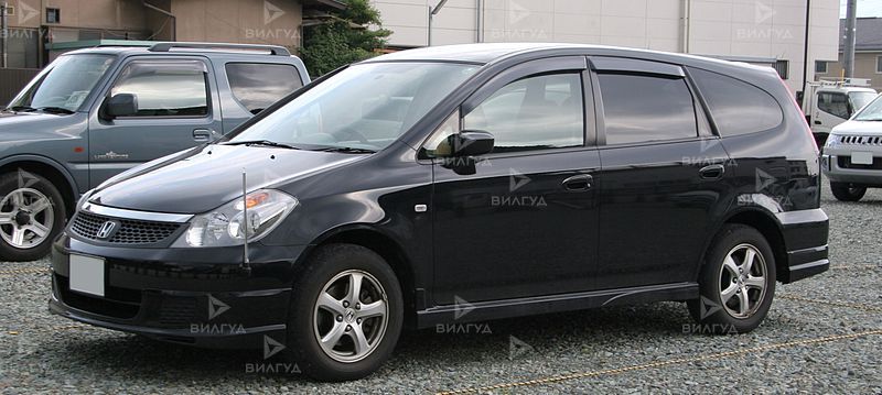 Замена подшипника задней ступицы Honda Stream в Волгограде