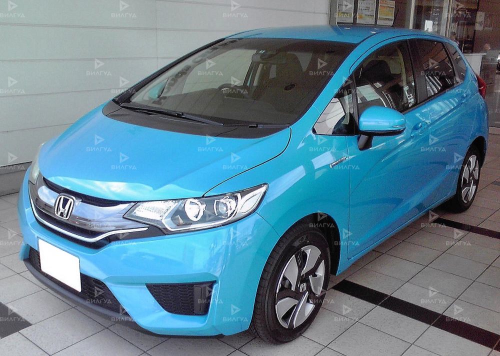 Замена привода в сборе Honda Fit в Волгограде Замена привода в сборе Honda Fit в Волгограде